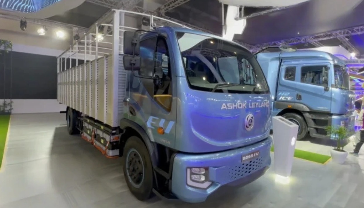Ashok Leyland Boss 1218 HB EV Truck